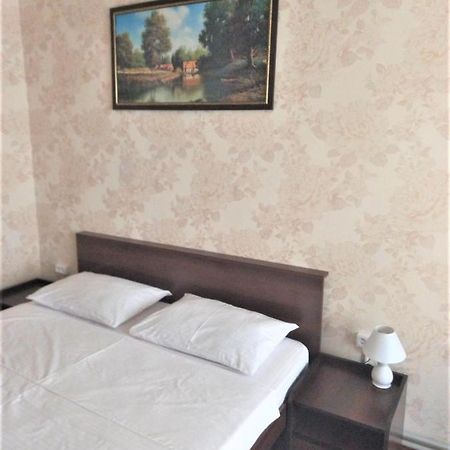 Apartments Ilona Odesa Exterior foto